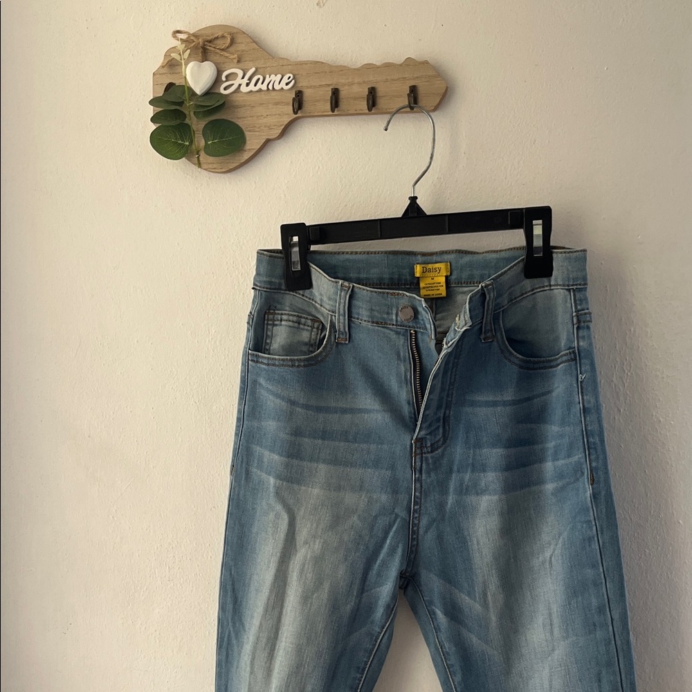 Daisy Light Blue Women's Relaxed Jeans